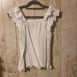 Old navy white shirt. Extra small. Has ruffle details